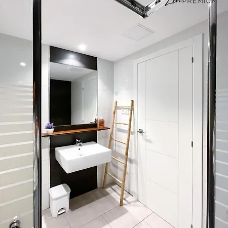 B-rent Bristol Zen Premium * Corralejo