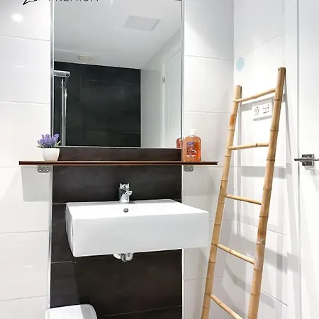 Appartement B-rent Bristol Zen Premium