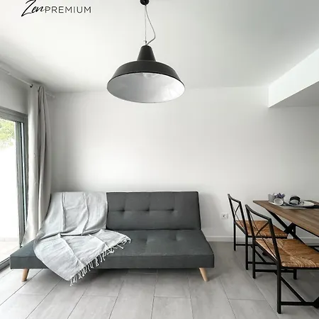 B-rent Bristol Zen Premium * Коральео